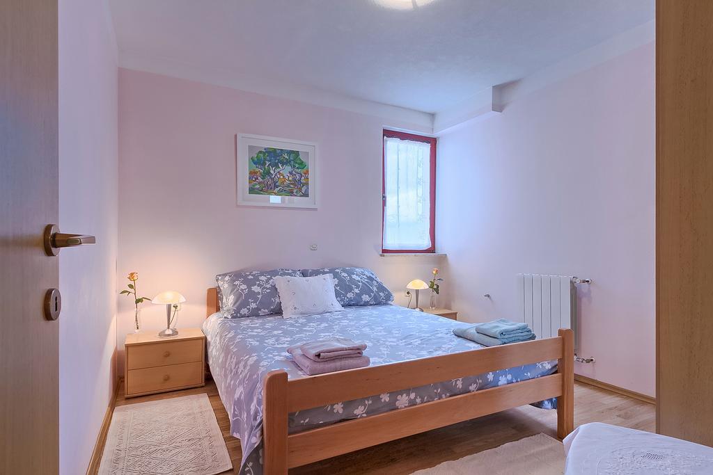 Apartments Valoda Nedeščina Zewnętrze zdjęcie
