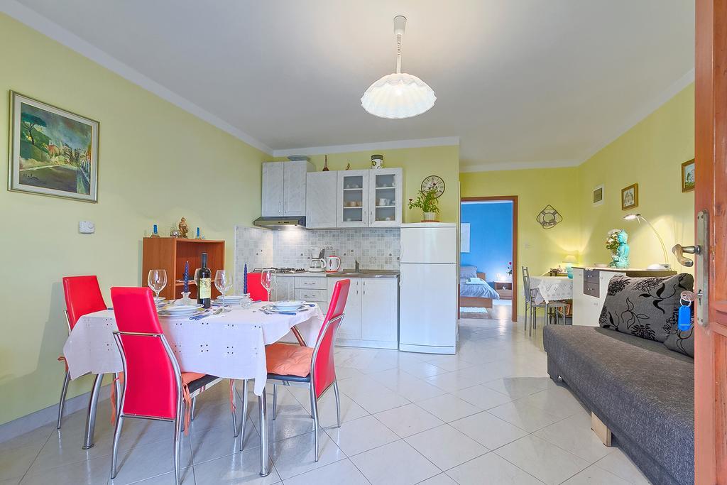 Apartments Valoda Nedeščina Zewnętrze zdjęcie