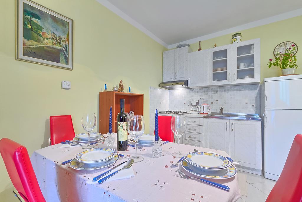 Apartments Valoda Nedeščina Zewnętrze zdjęcie