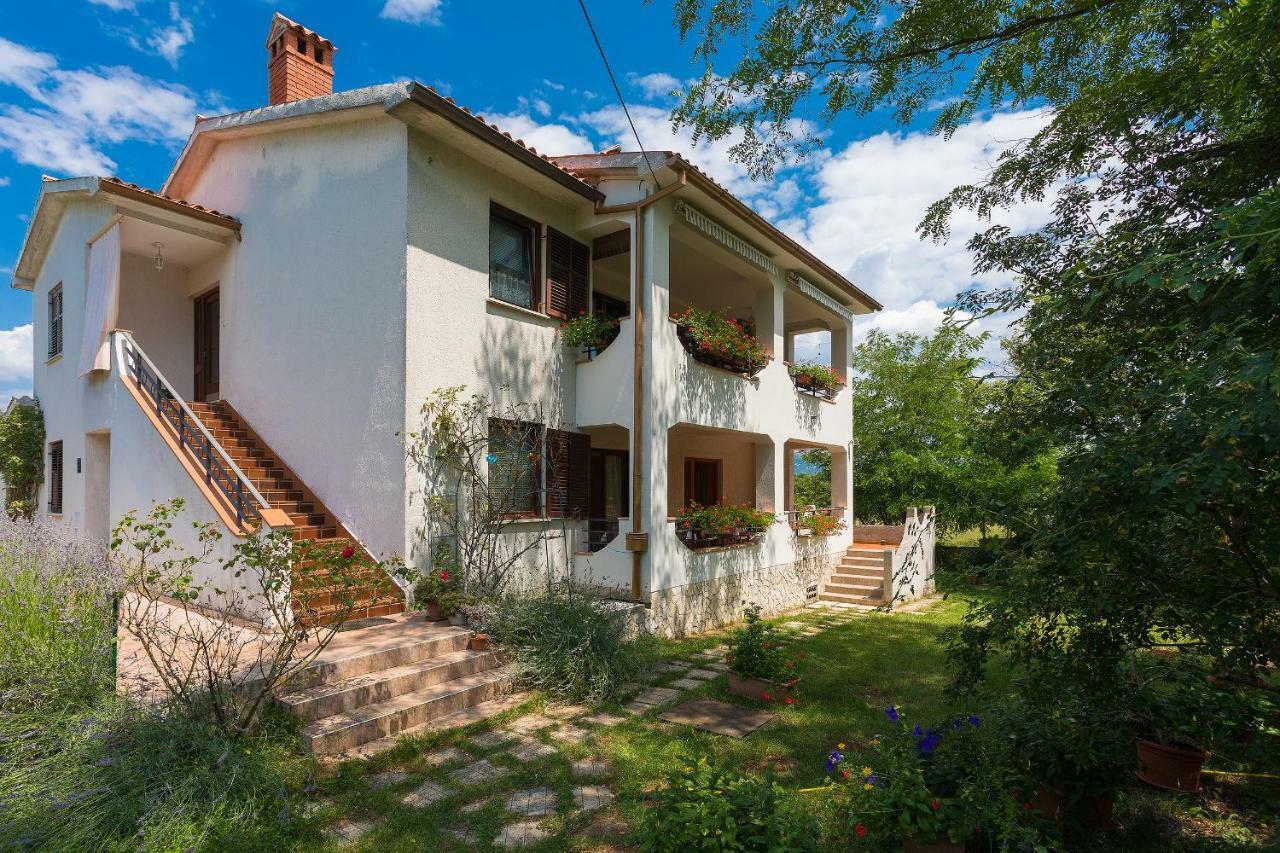Apartments Valoda Nedeščina Zewnętrze zdjęcie